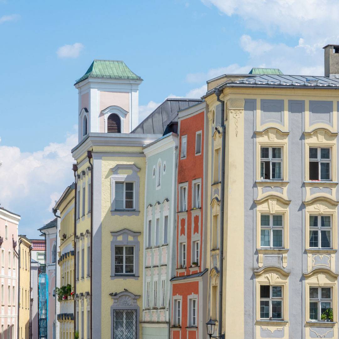 alte Häuserreihen in Passau