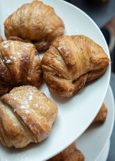 Frische kleine Croissants 