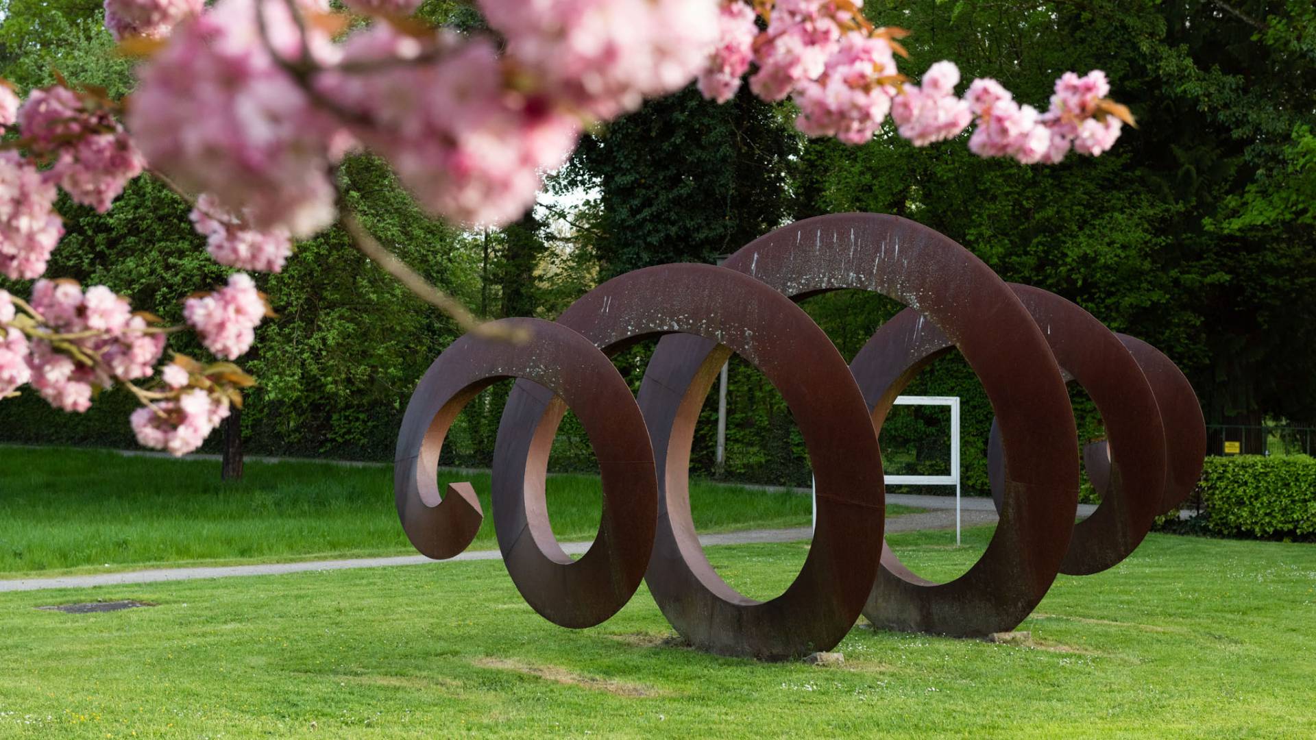 sculpture in schaerding 