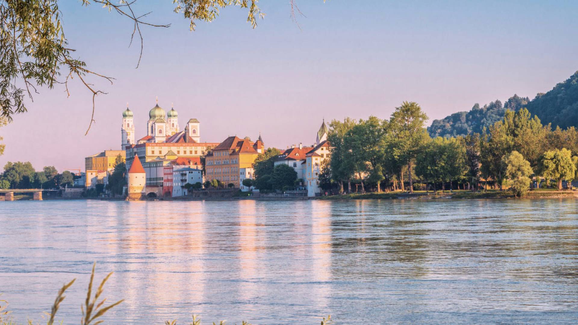 bank of the inn in passau